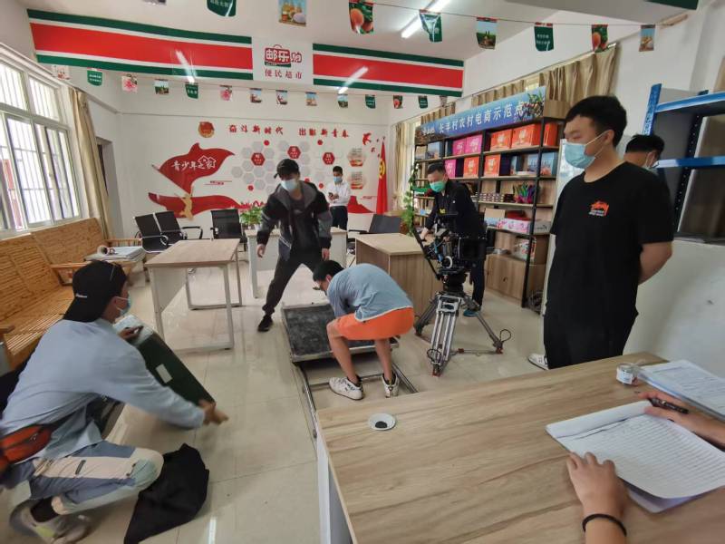 追星女孩心理学分析报告：峡江县广告片拍摄公司揭秘饭圈应援式传播逻辑